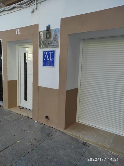 메리다 Bonita Y Amplia Casa Con Patio, En Centro Ciudad 아파트 외부 사진